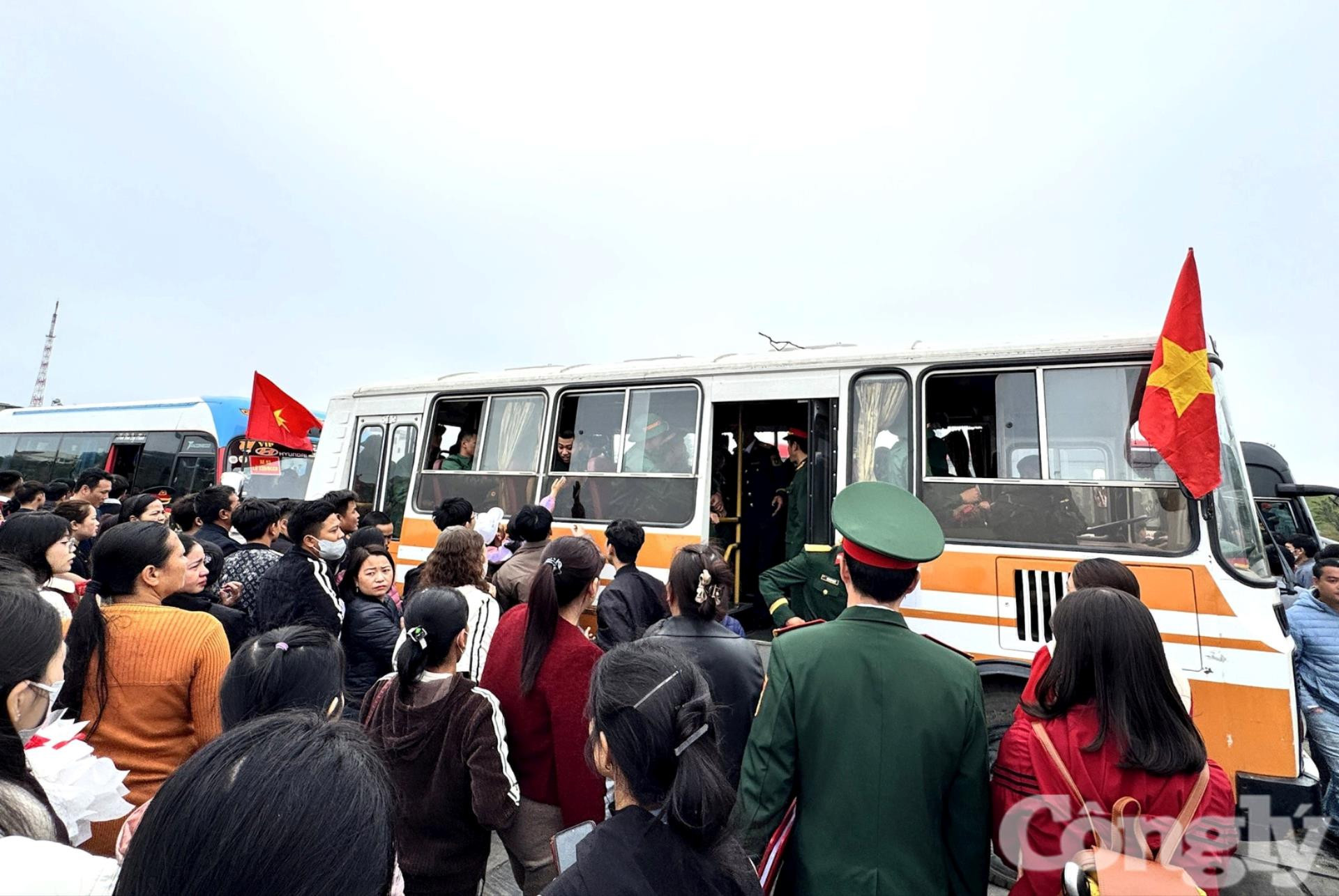 ron_rang_ngay_hoi_tong_quan15(1).jpeg