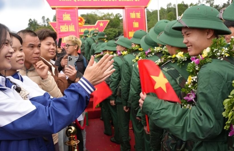 tan-binh-(1).jpeg