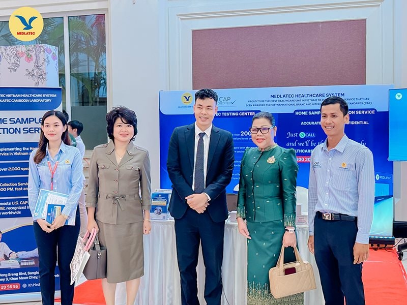 giam-doc-nguyen-xuan-dinh-medlatec-campuchia-1.jpg