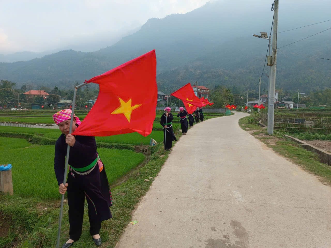 trang-tri.jpg