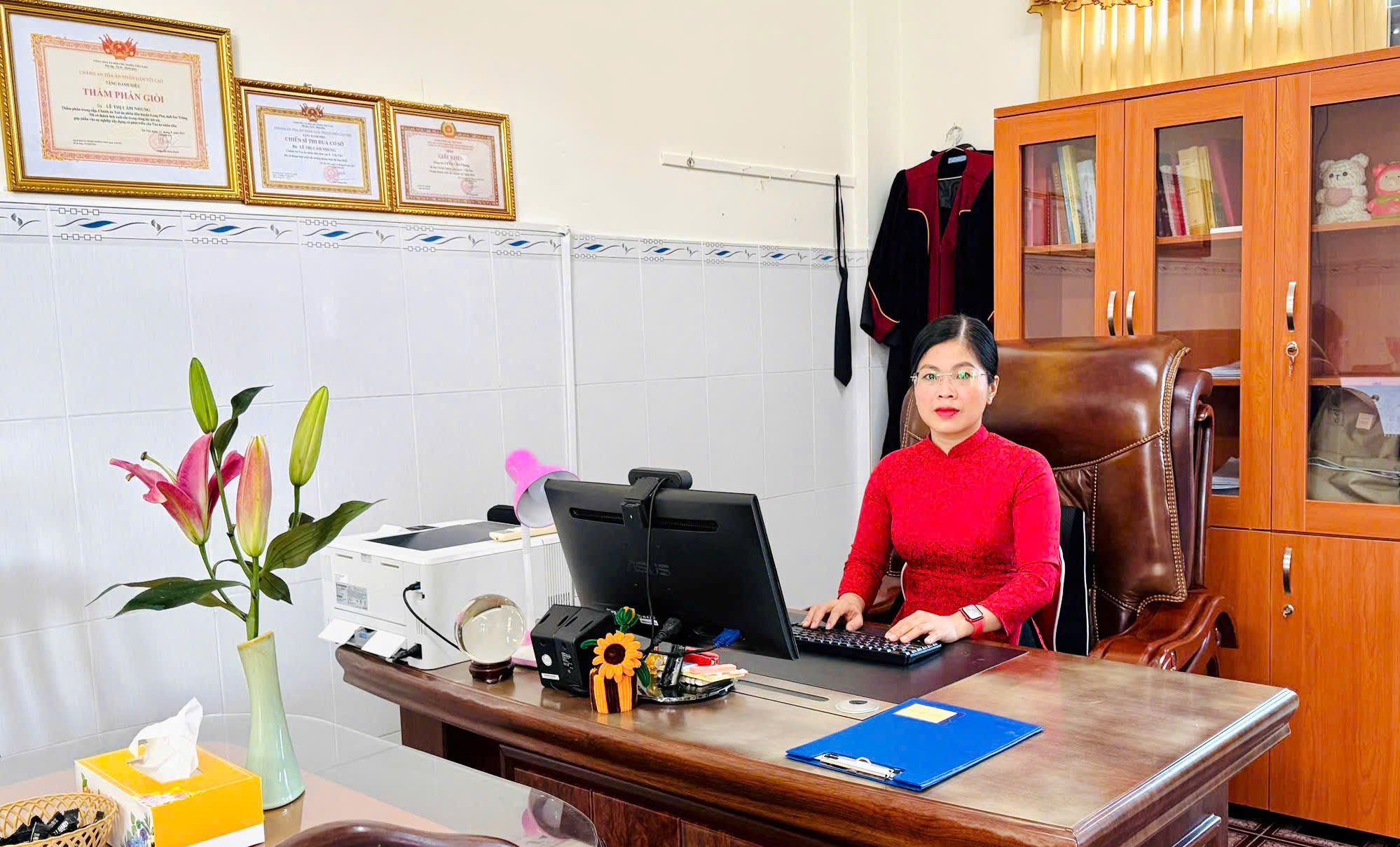 ca-nhung.jpg