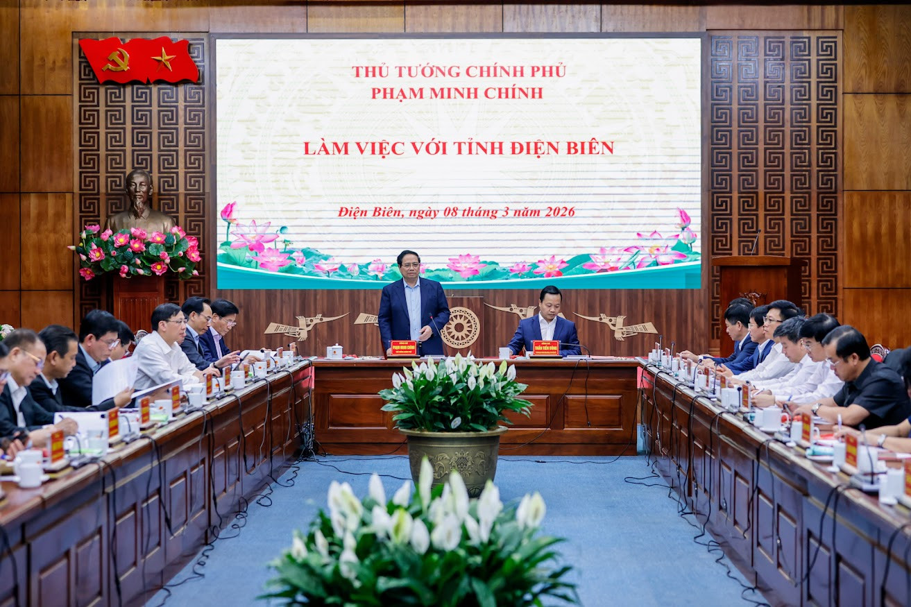 Thủ tướng: Đầu tư cao tốc Sơn La - Điện Biên - Cửa khẩu Tây Trang- Ảnh 1. Thủ tướng: Đầu tư cao tốc Sơn La - Điện Biên - Cửa khẩu Tây Trang- Ảnh 1.