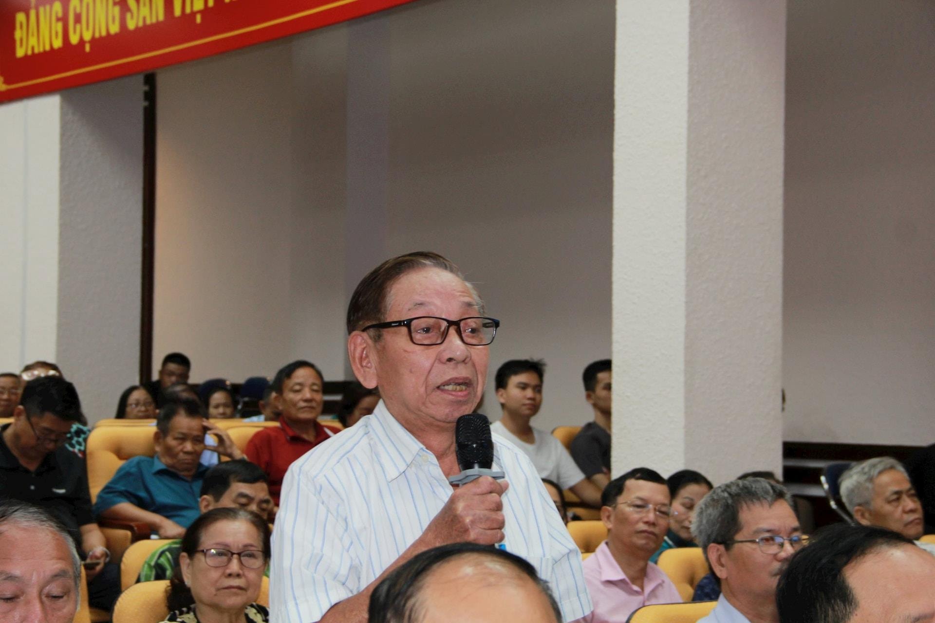 cu-tri-hung(1).jpg