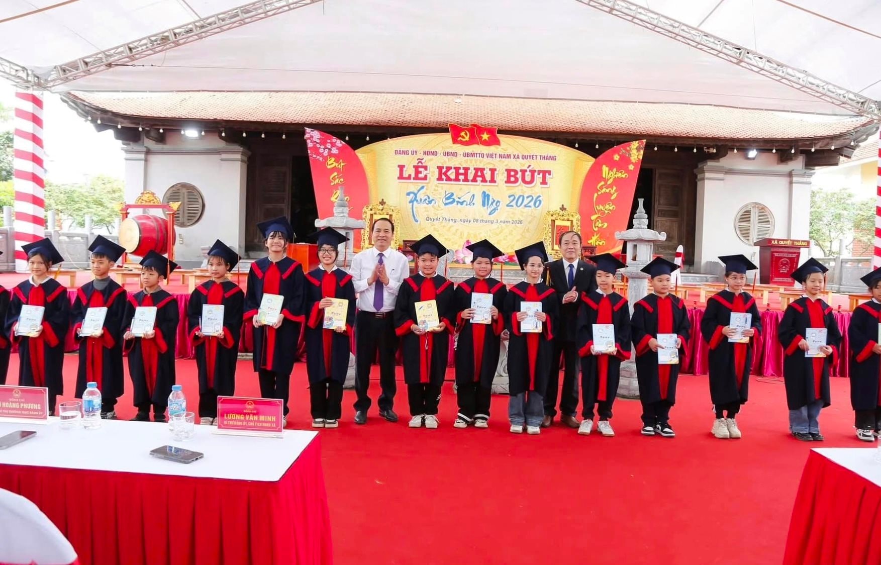 khai-but-.jpg