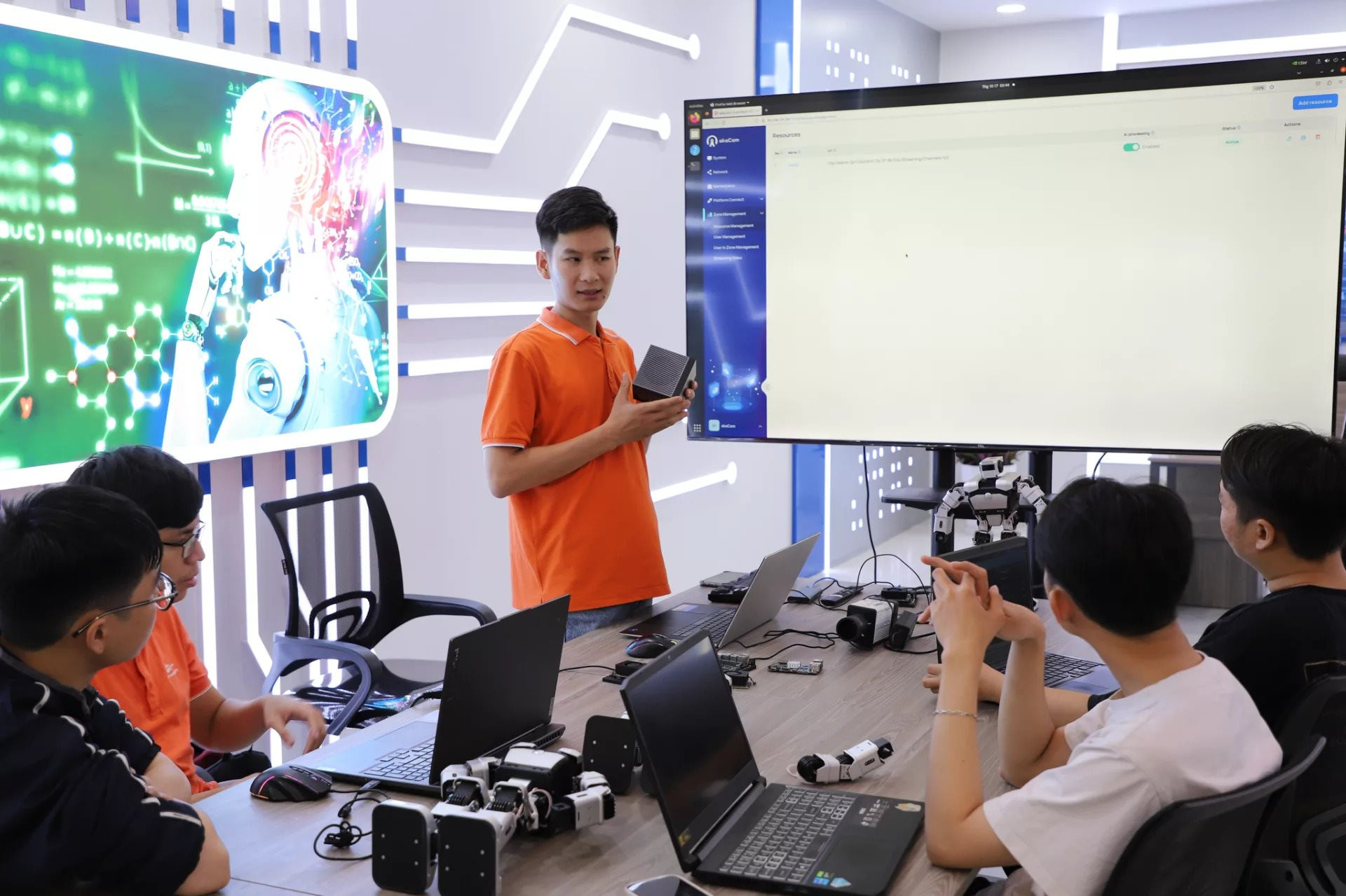 tcbc-sv-fpt-tham-gia-ho-tro-cds-tai-quang-ninh_anh-6.jpeg