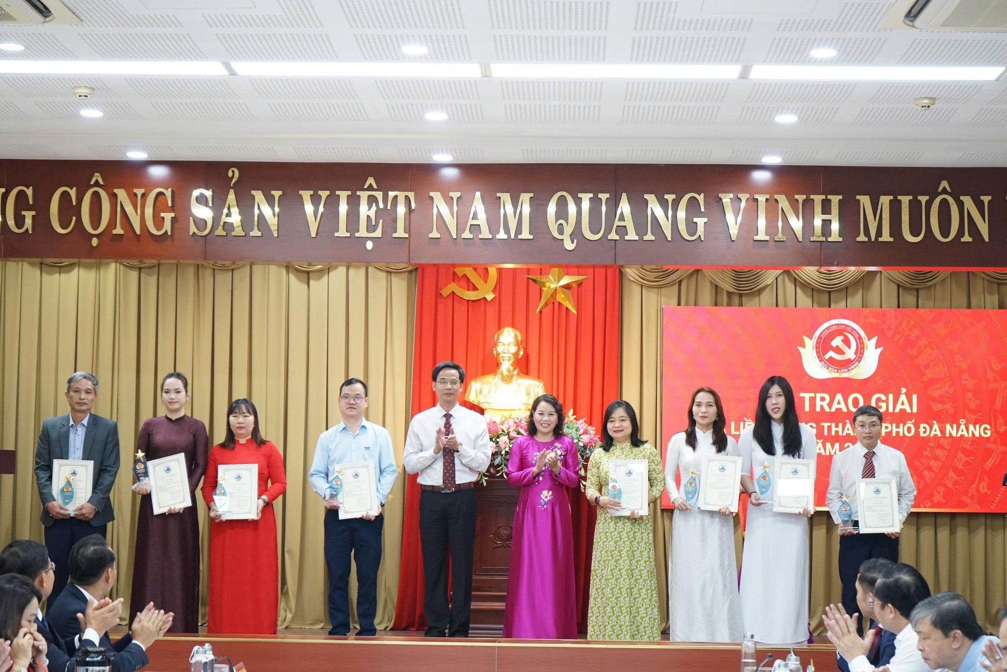 11-3-giai-bao-chi9.jpg
