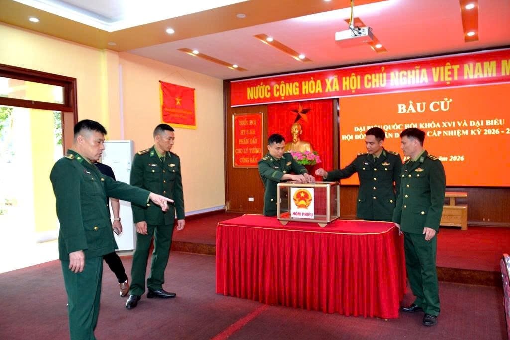 cua-khau.jpg