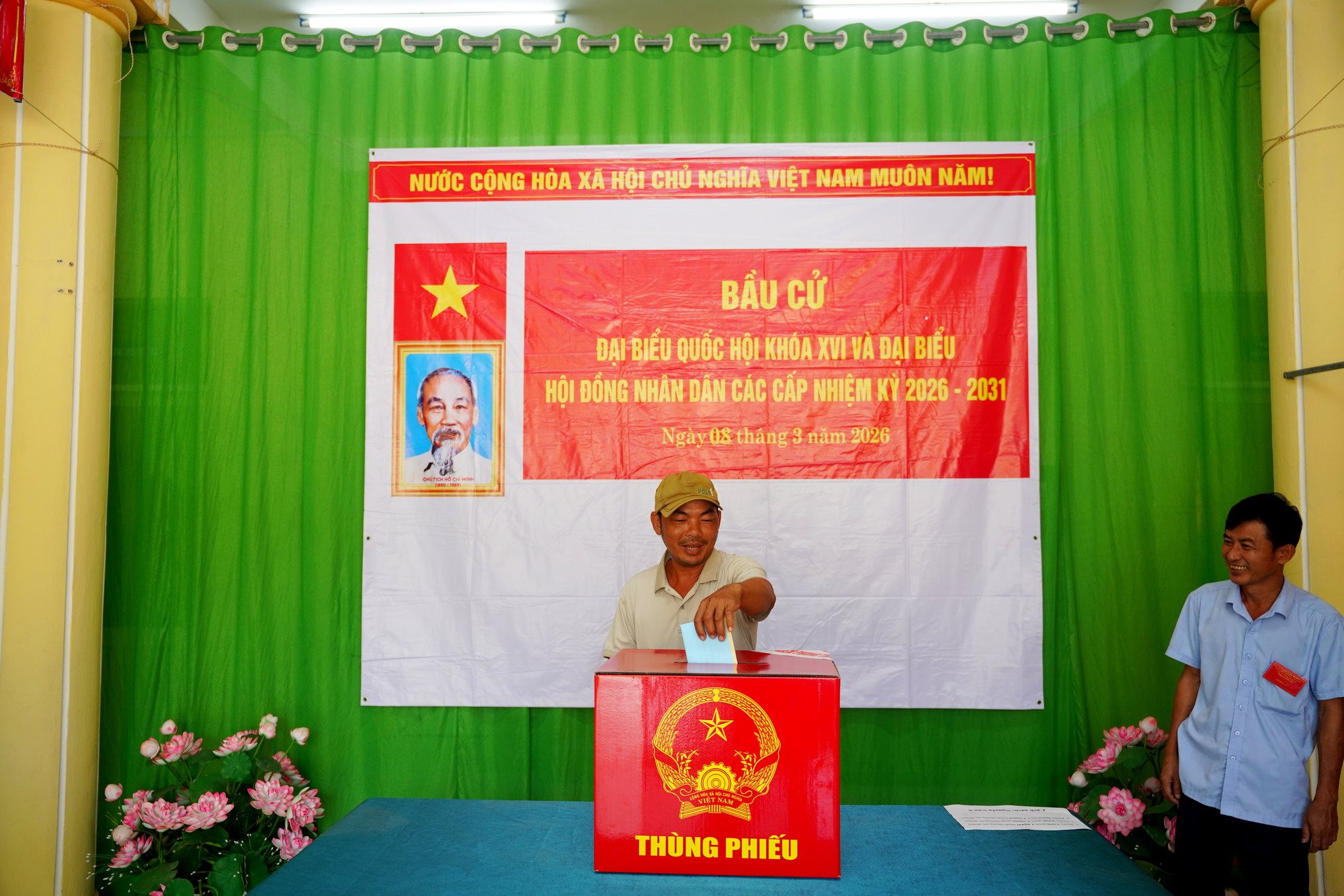 s2.jpg