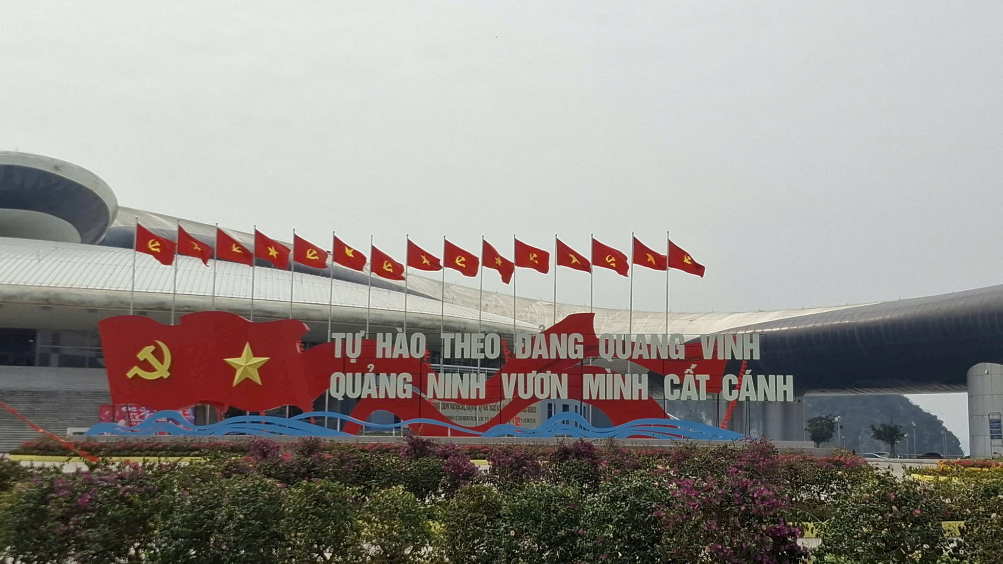 6trangtri.jpg