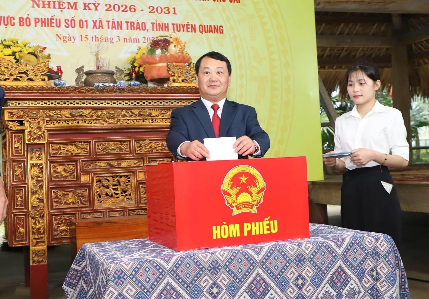 bi-thu-tinh-uy-hau-an-lenh.jpg
