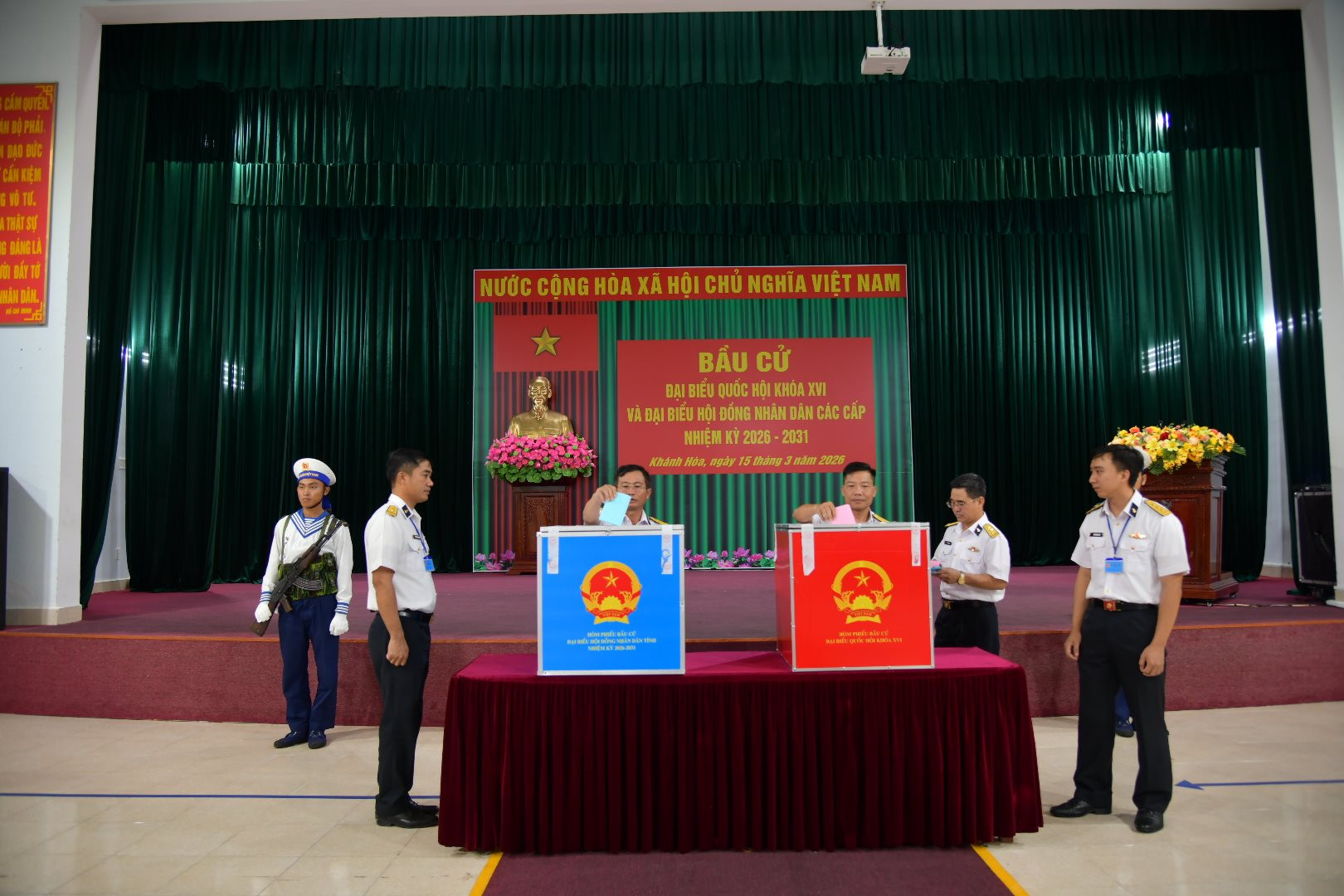 can-bo-chien-si-lu-doan-955-tham-gia-bo-phieu-bau-cu-dai-bieu-quoc-hoi-khoa-xvi-va-dai-bieu-hdnd-cac-cap-1-.jpg
