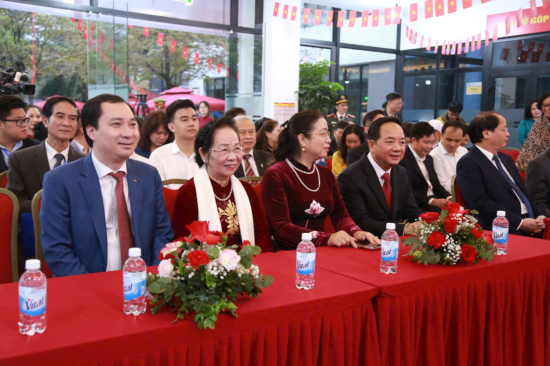 trinh_quyet2.jpg