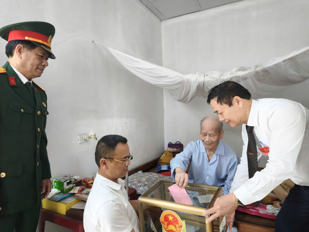 cu-tri-cao-tuoi.jpeg