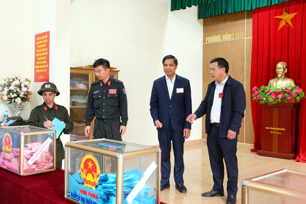 lanh-dao-.jpeg
