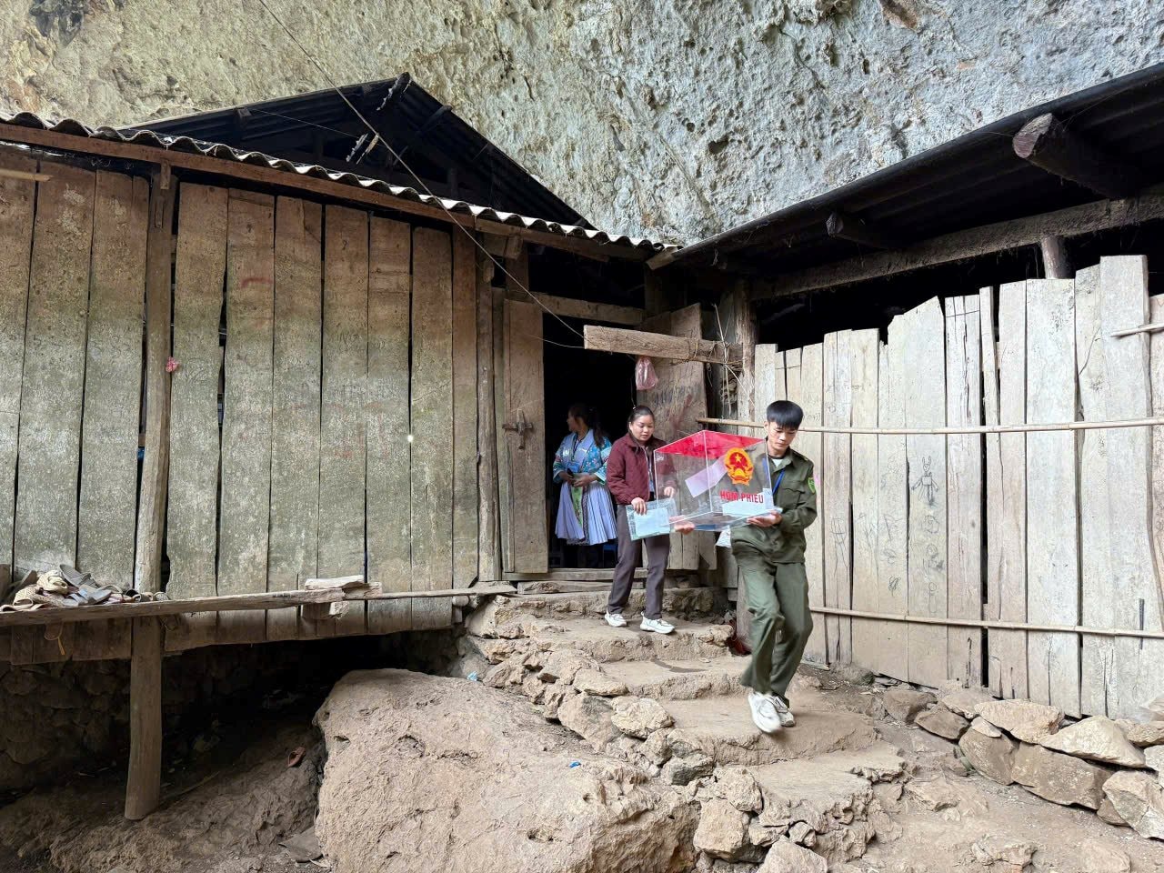 mang-phieu-tan-nha-dan-1-.jpg