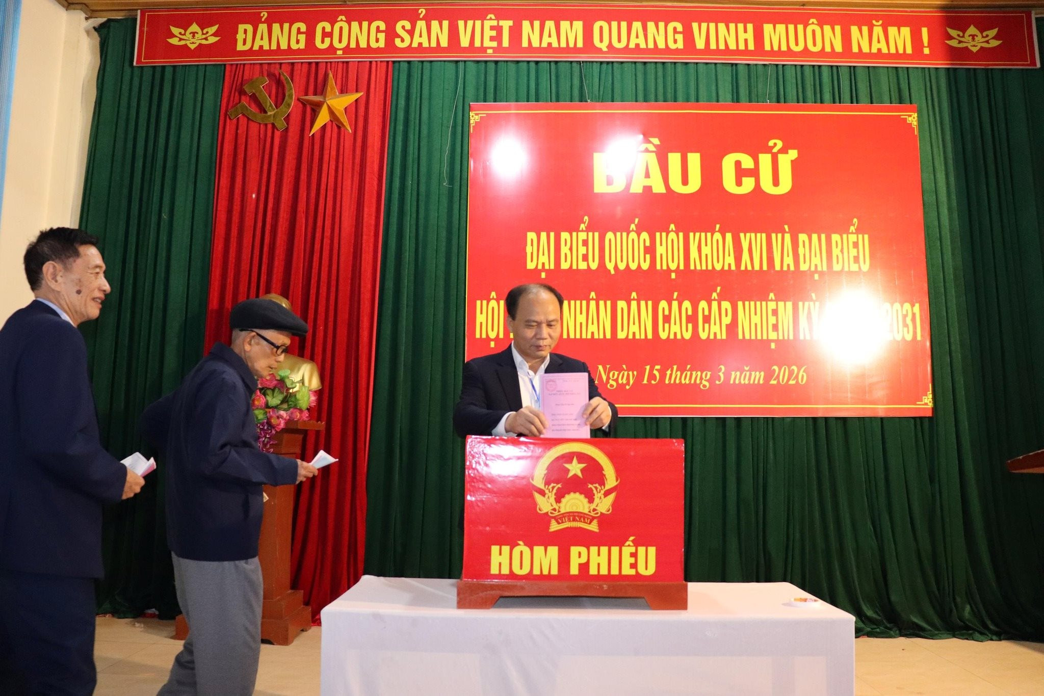 phu-binh.jpg
