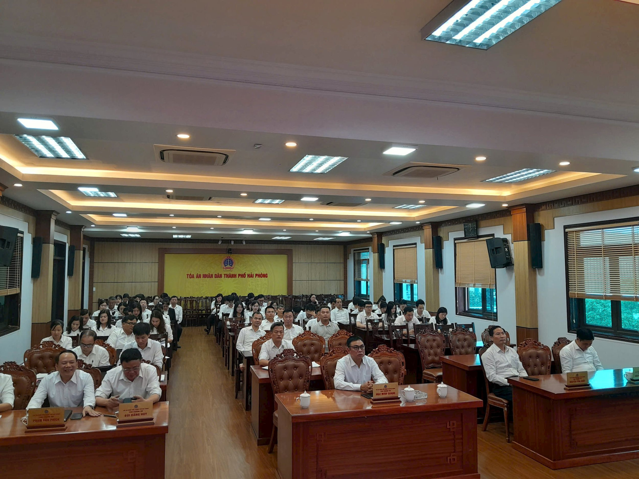 gen-h-toa-an-hoi-nghi-hai-phong-11-.jpg