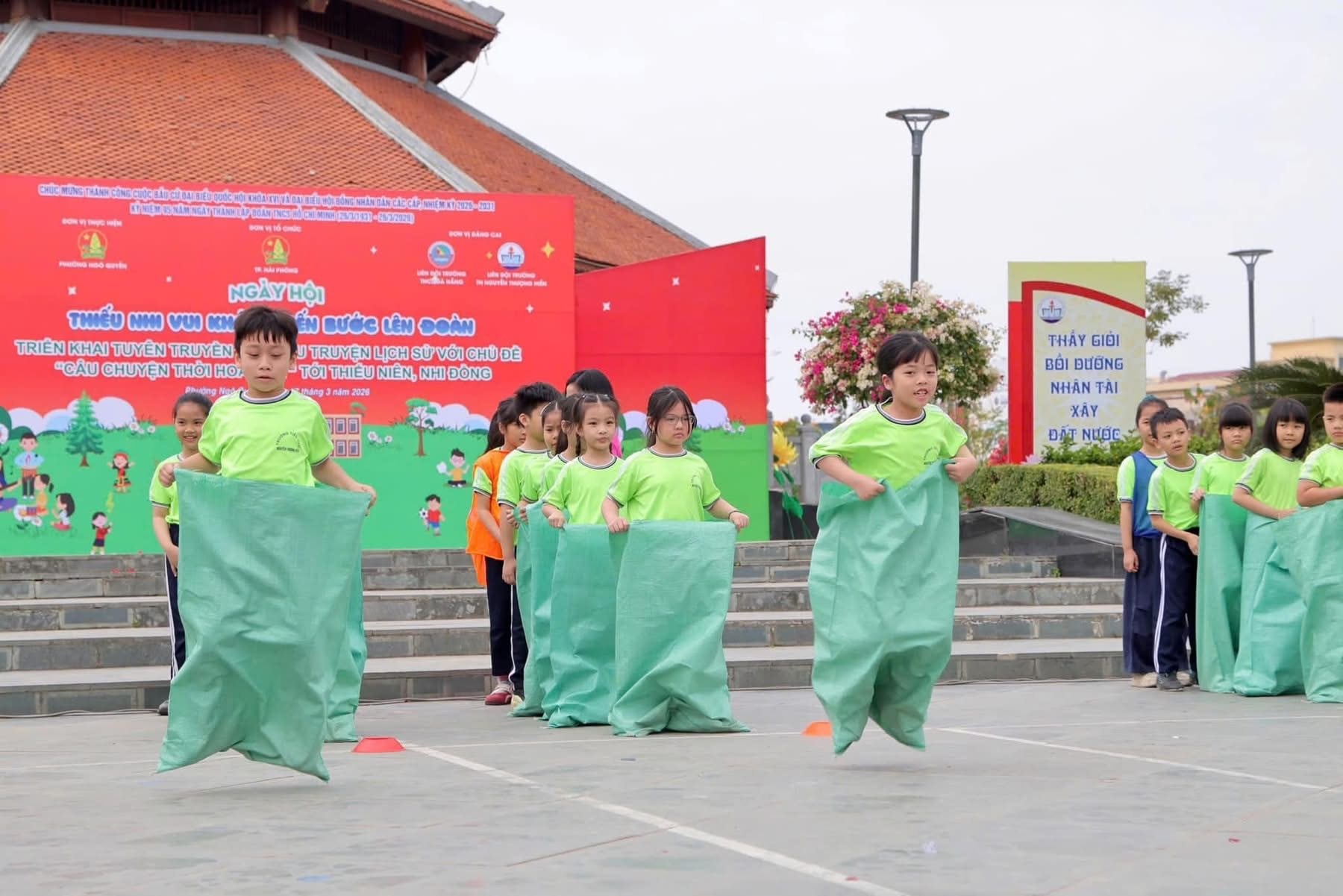 Hải Phòng: Sôi nổi các hoạt động chào mừng thành công bầu cử