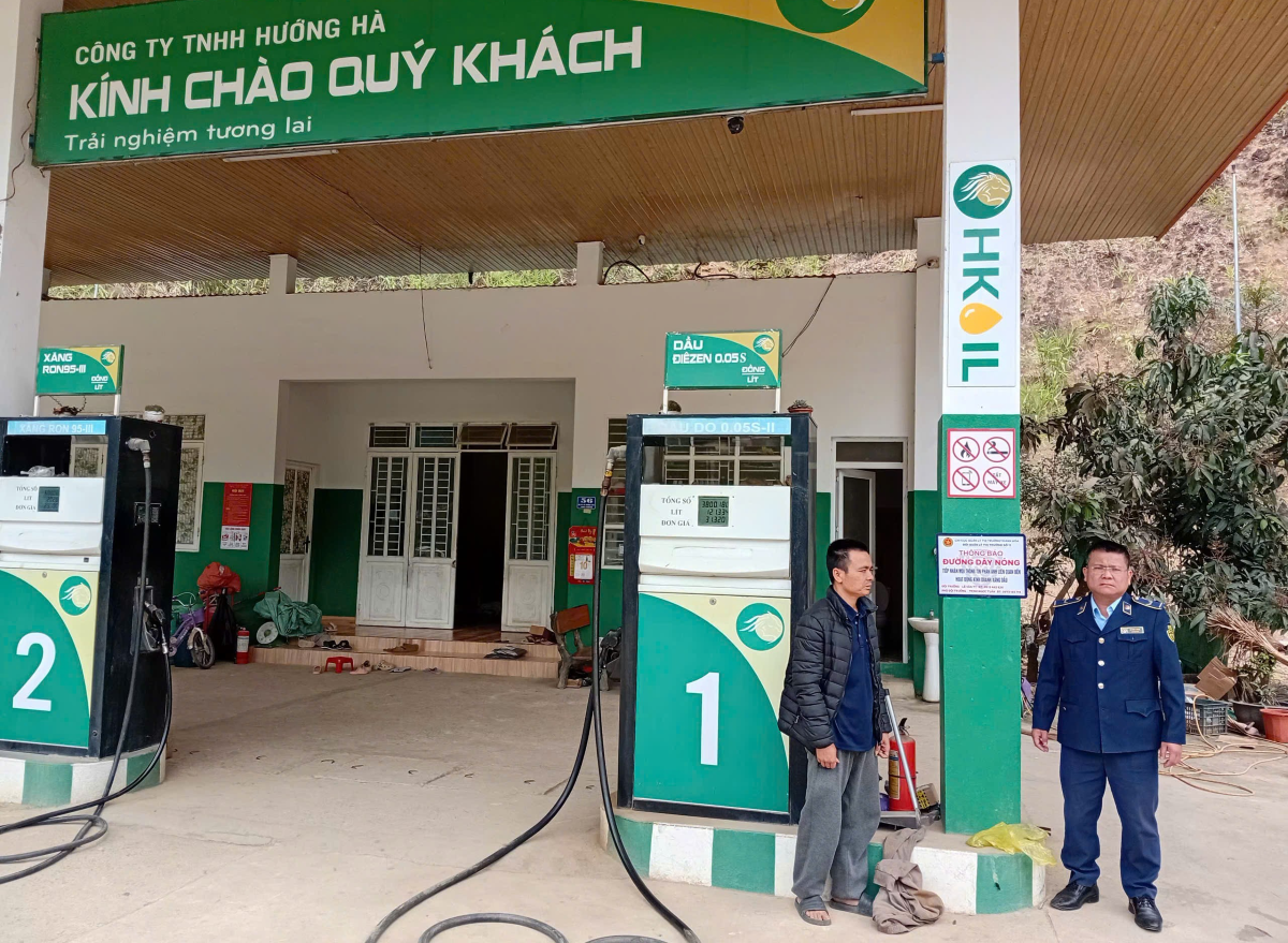 Thành lập nhiều đoàn kiểm tra, giám sát các cửa hàng xăng dầu