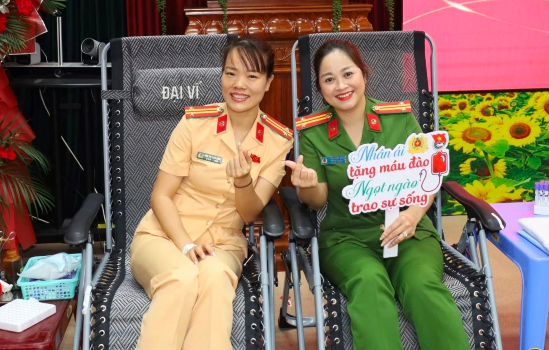 Lan tỏa nghĩa cử cao đẹp từ “Giọt hồng an ninh”