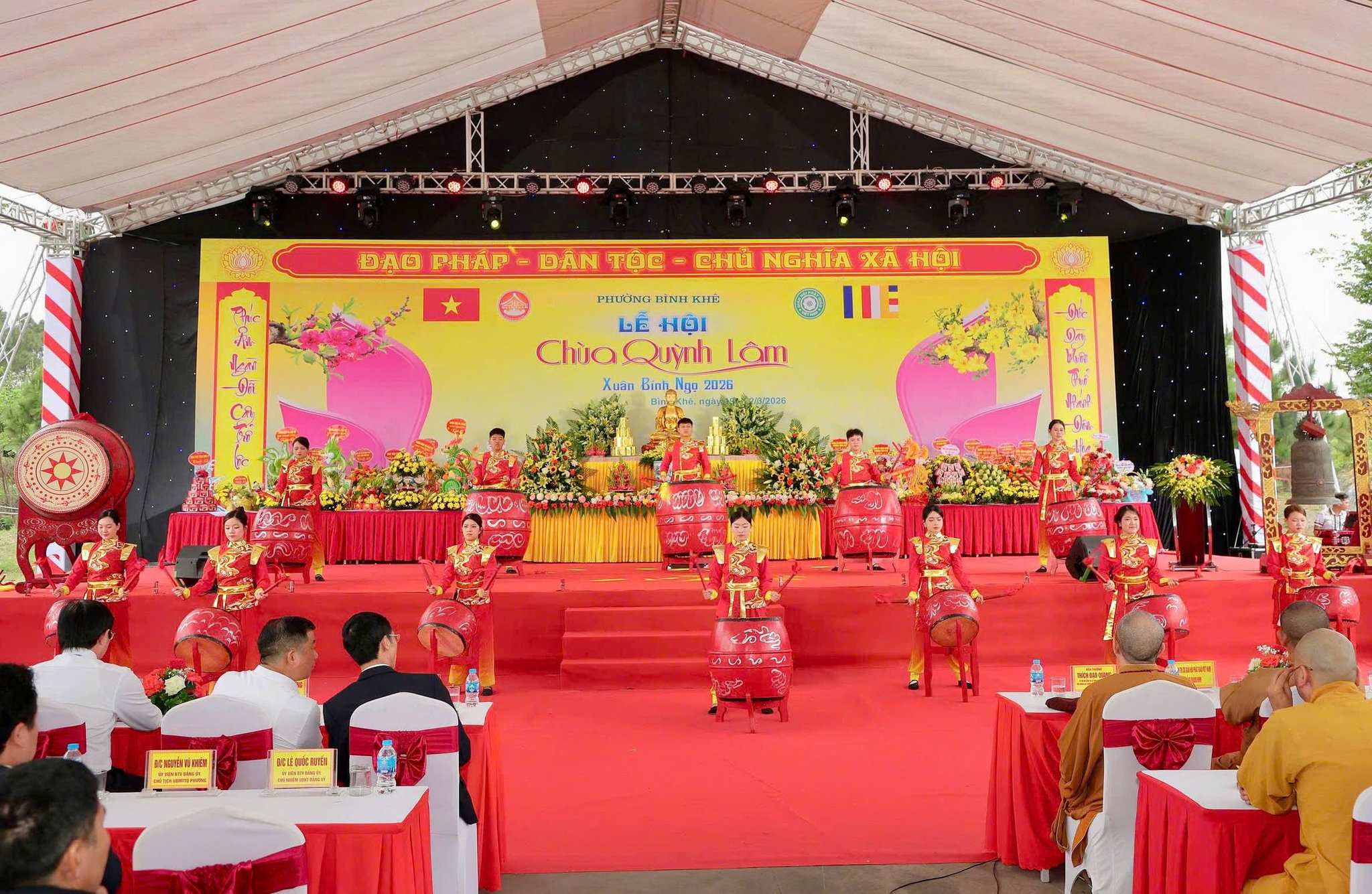 le-hoi-chua-lam1.jpg