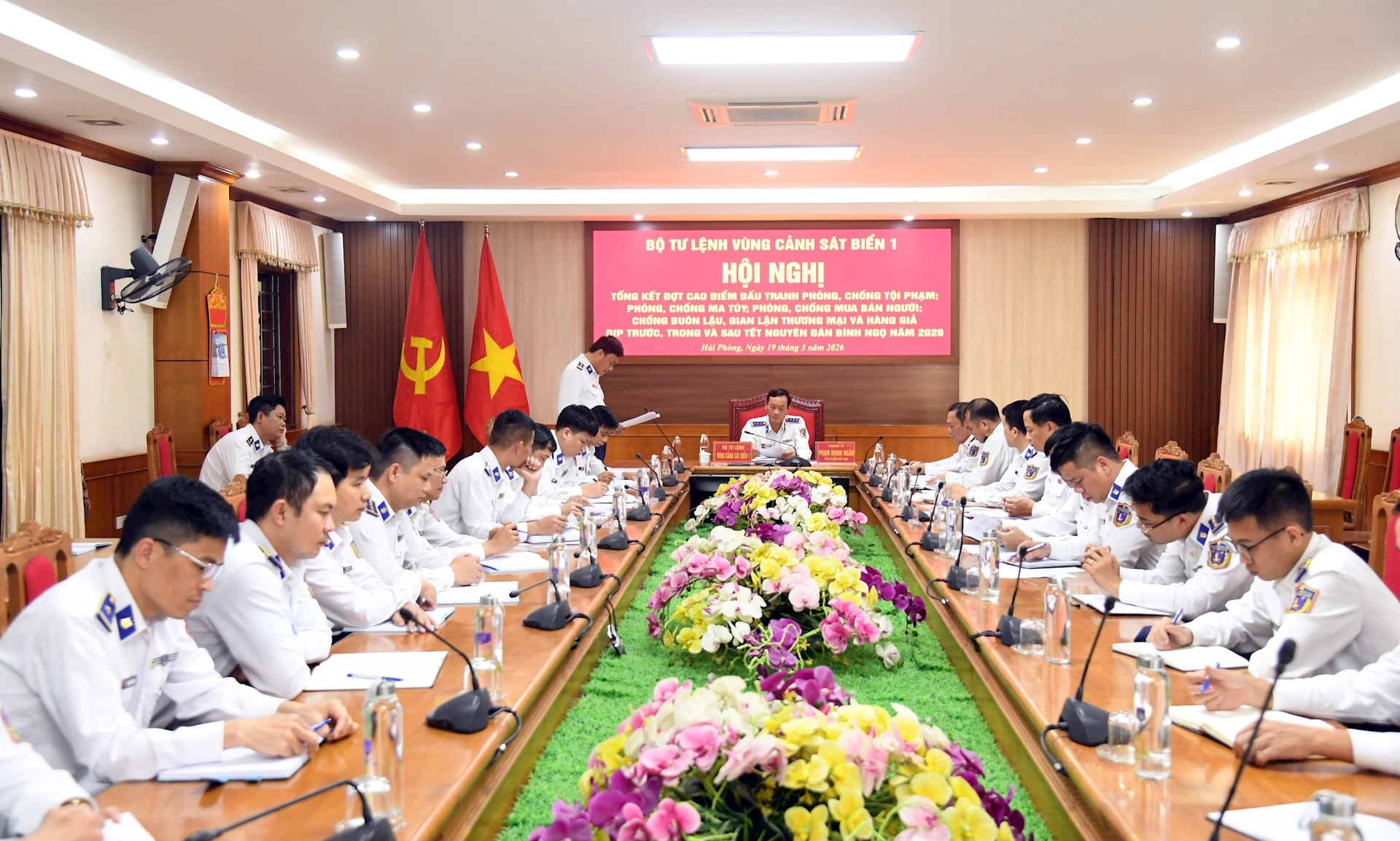 quang-canh-hoi-nghi.jpg