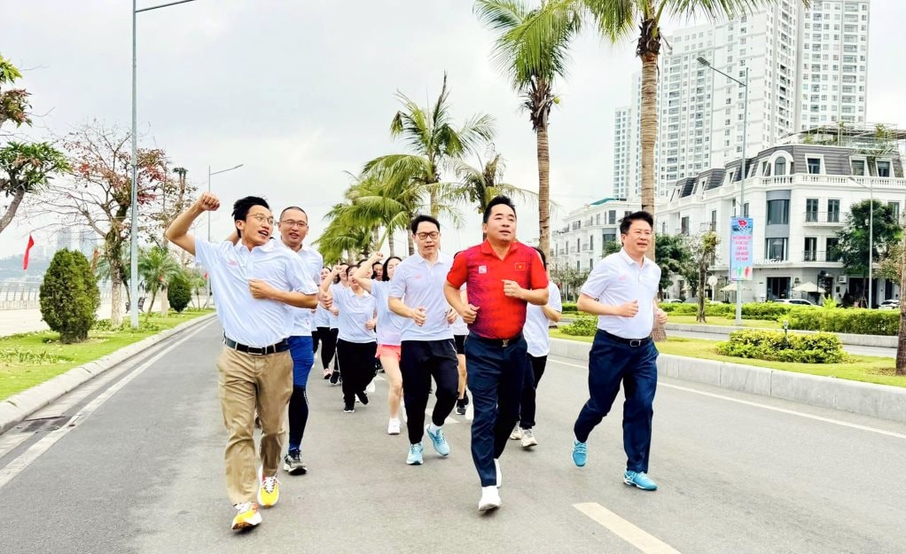 Quảng Ninh huy động hơn 16.000 người tham gia “Ngày chạy Olympic Vì sức khỏe toàn dân”