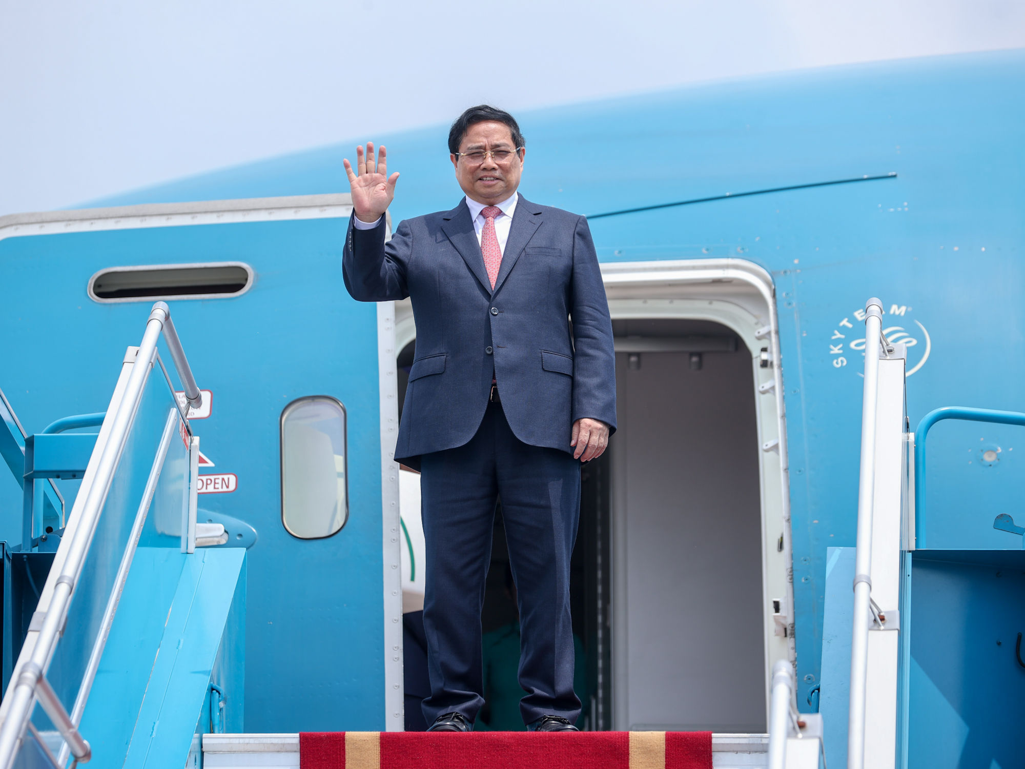 Thủ tướng Phạm Minh Chính lên đường thăm chính thức Liên bang Nga- Ảnh 2. Thủ tướng Phạm Minh Chính lên đường thăm chính thức Liên bang Nga- Ảnh 2.