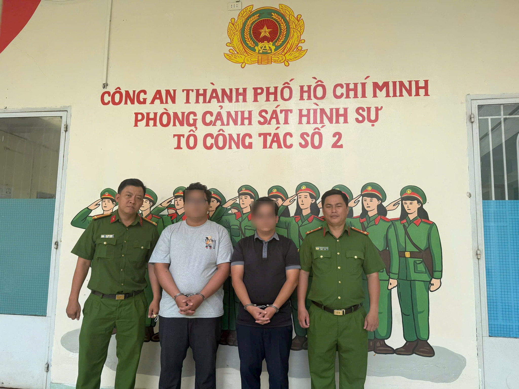 tu-trai-sang-duc-thinh-1-.jpg