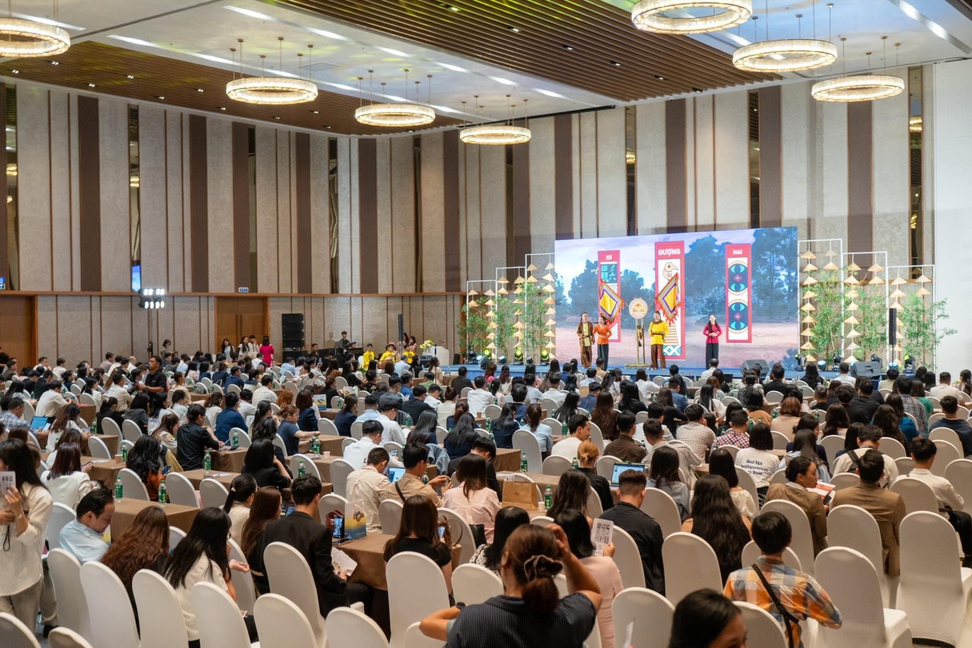 0324-hop-bao-cong-bo-kich-cau-va-mice-18(1).jpg