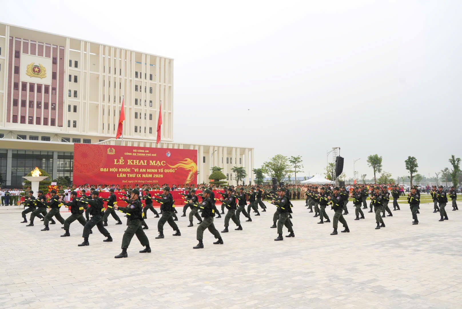 anh-11-dai-hoi.jpg