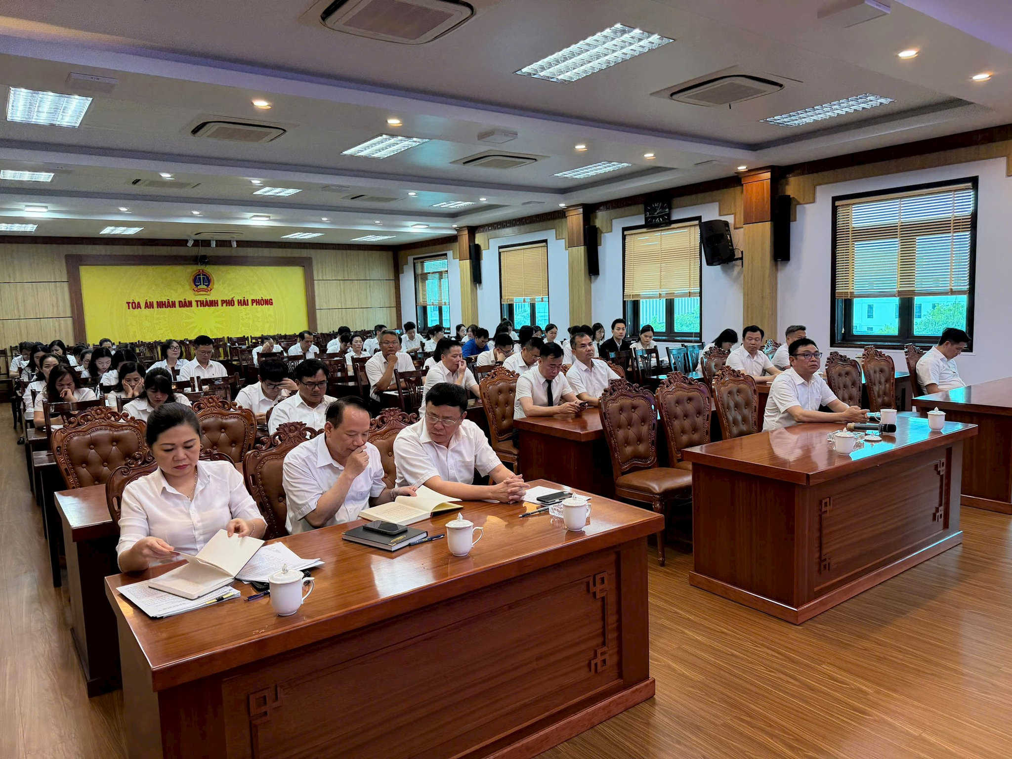 quang-canh-hn-hp.jpg