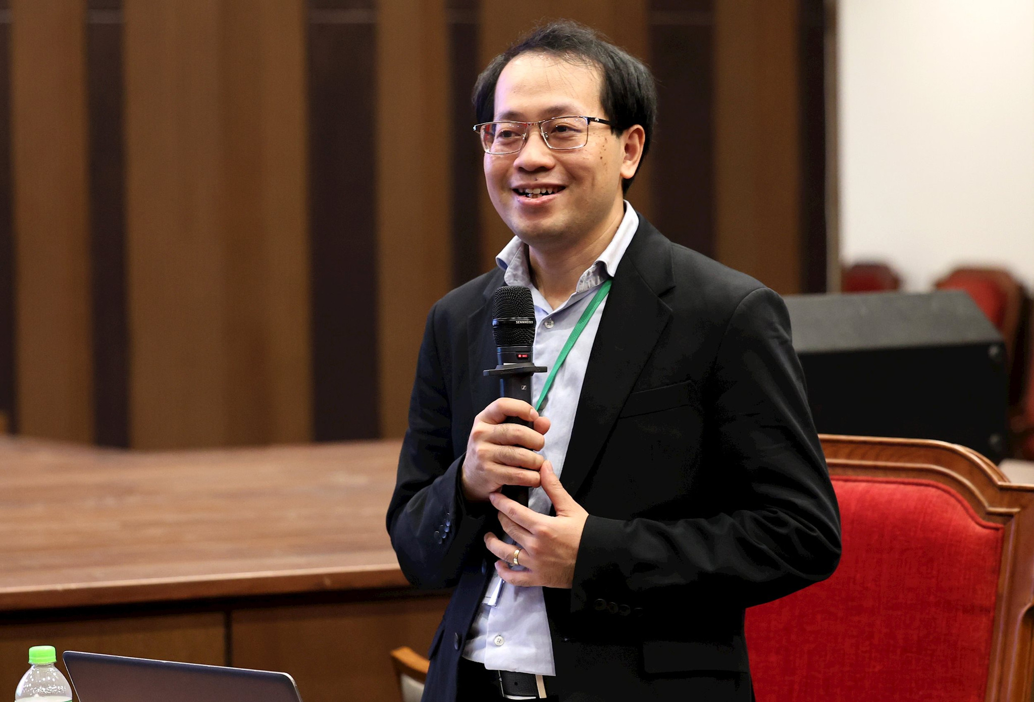 tap-huan-doi-ngoai2.jpg