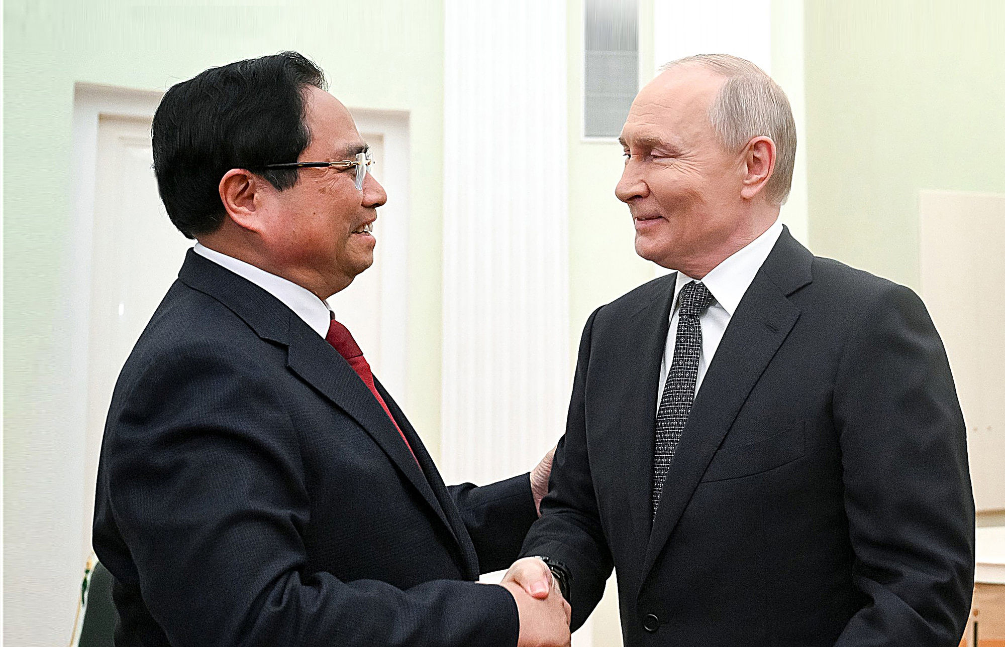 Thủ tướng Phạm Minh Chính hội kiến Tổng thống Liên bang Nga Vladimir Putin- Ảnh 1.