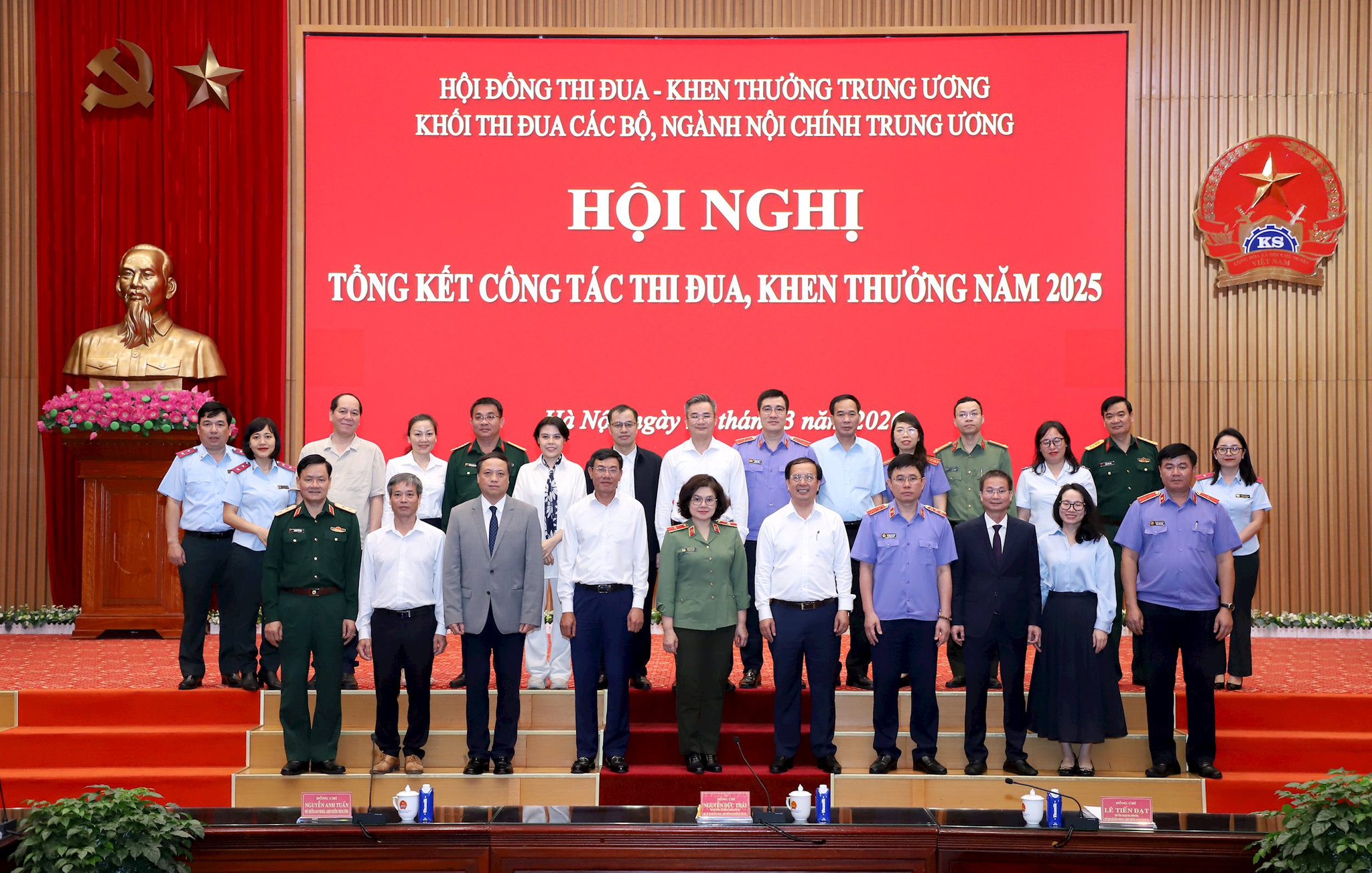 khi-thi-dua-noi-chinh-1-.jpg