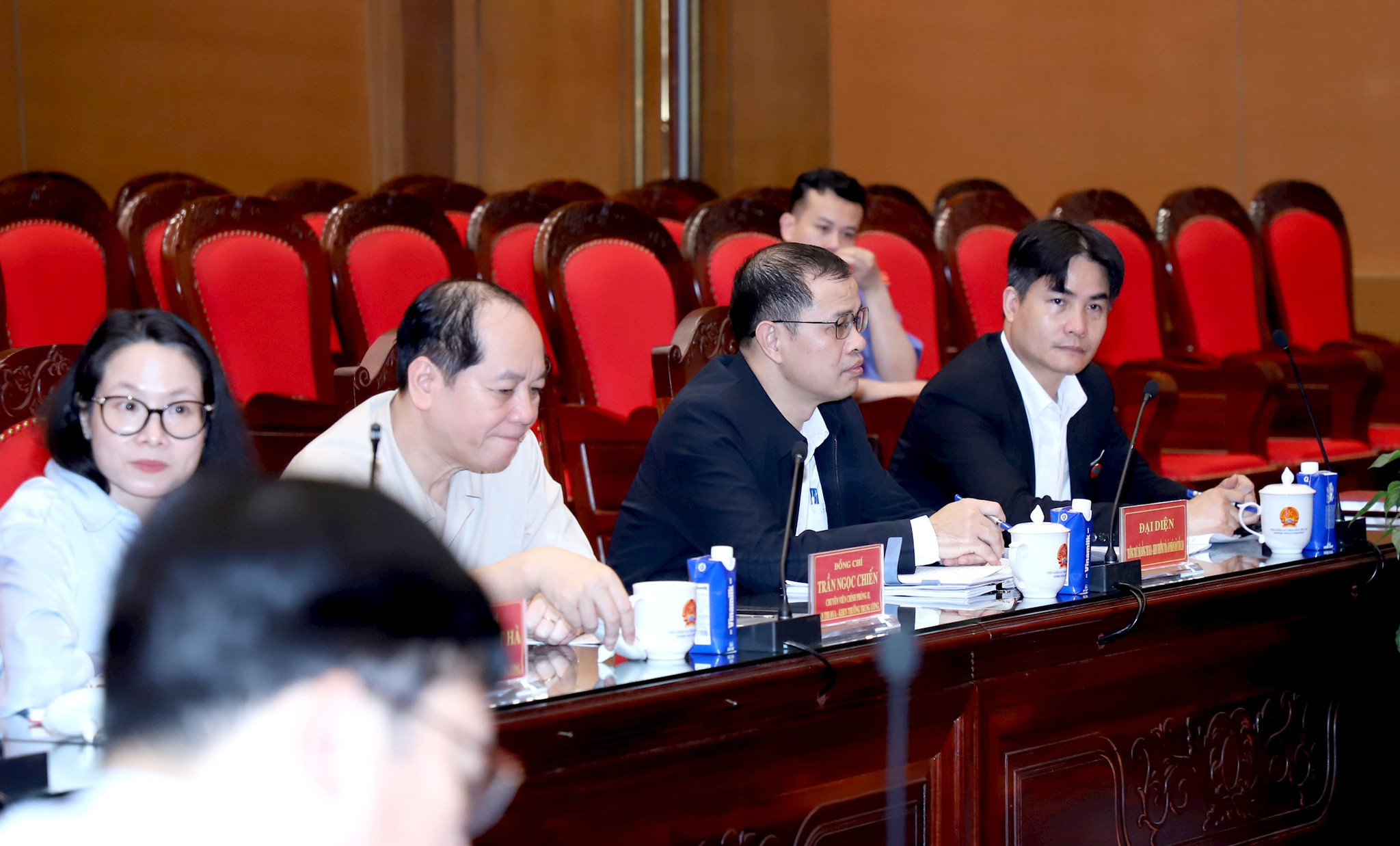 khi-thi-dua-noi-chinh-3-.jpg