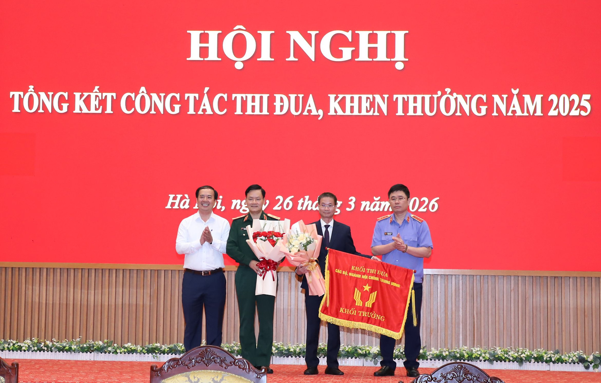 khi-thi-dua-noi-chinh-9-.jpg