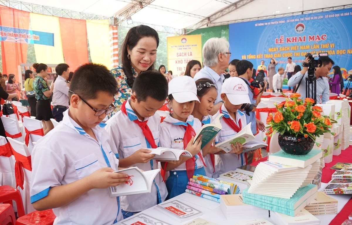ngay-sach-va-van-hoa-doc-17278544884521408171337.jpg
