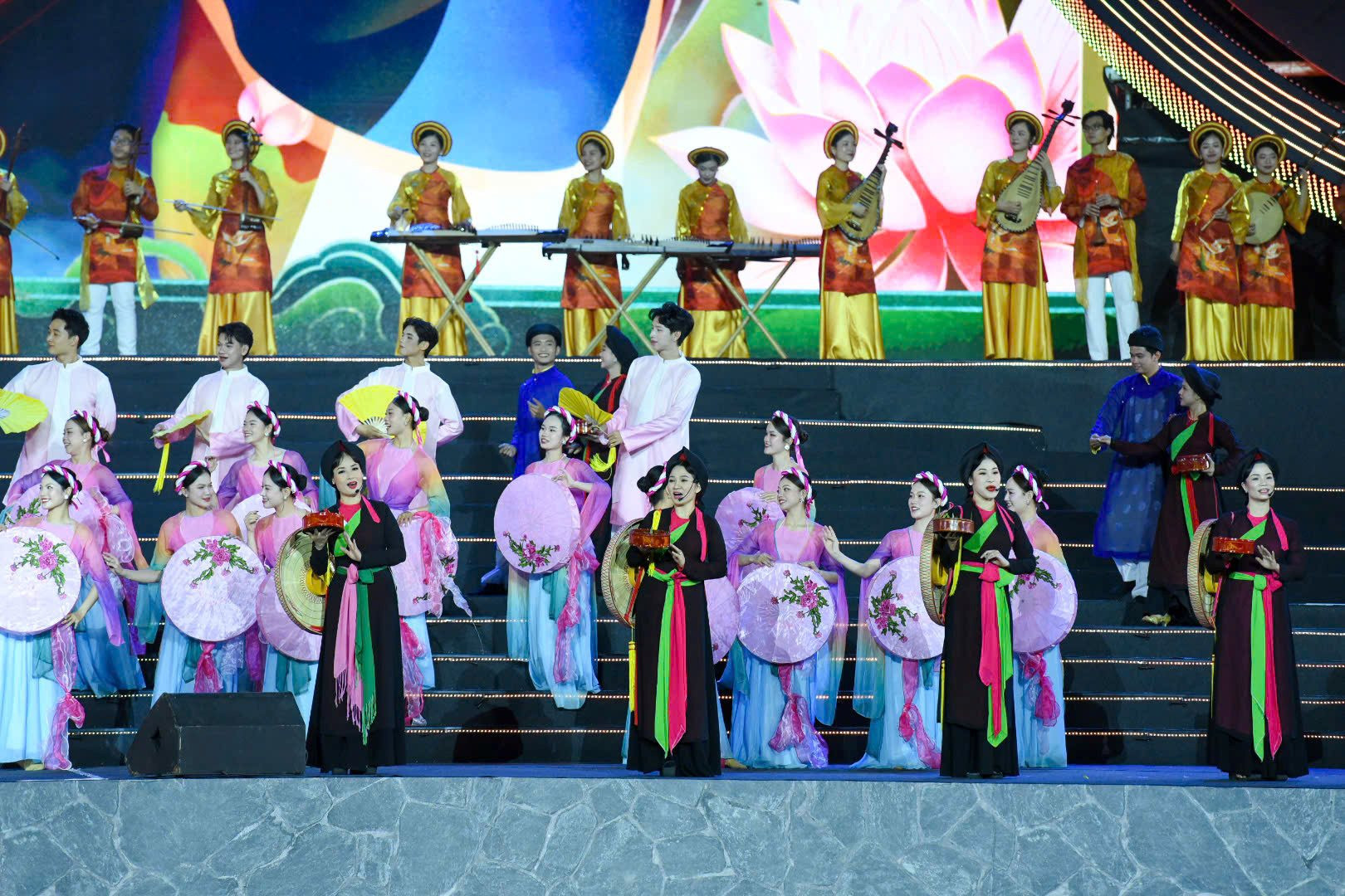 van-nghe-1.jpg