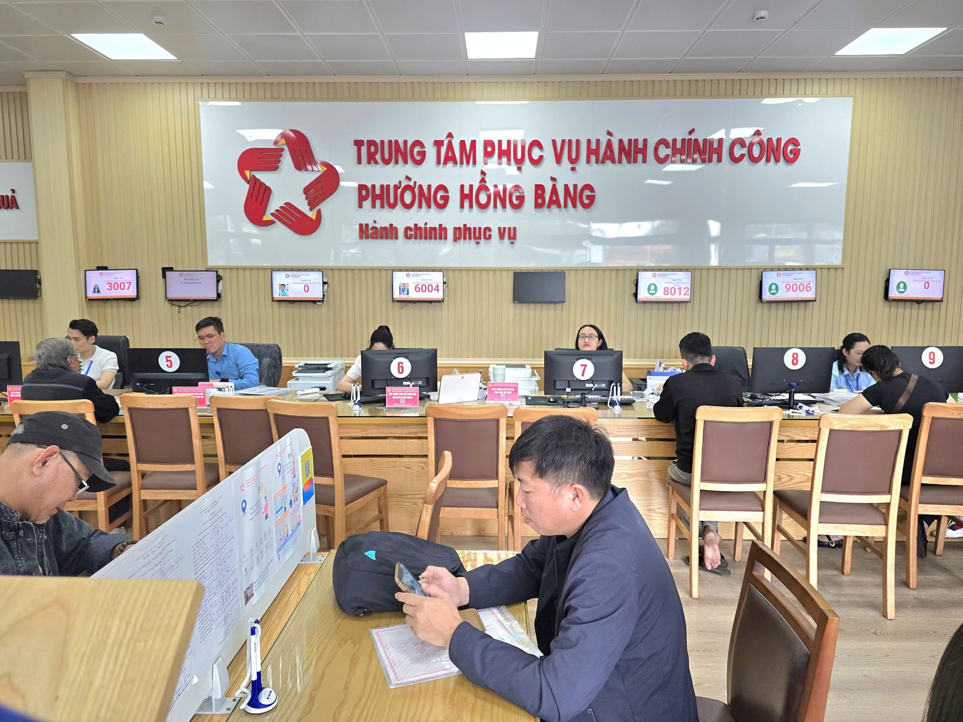 Hải Phòng: Hướng tới 100% giấy tờ sản xuất, kinh doanh chỉ cung cấp một lần cho cơ quan hành chính