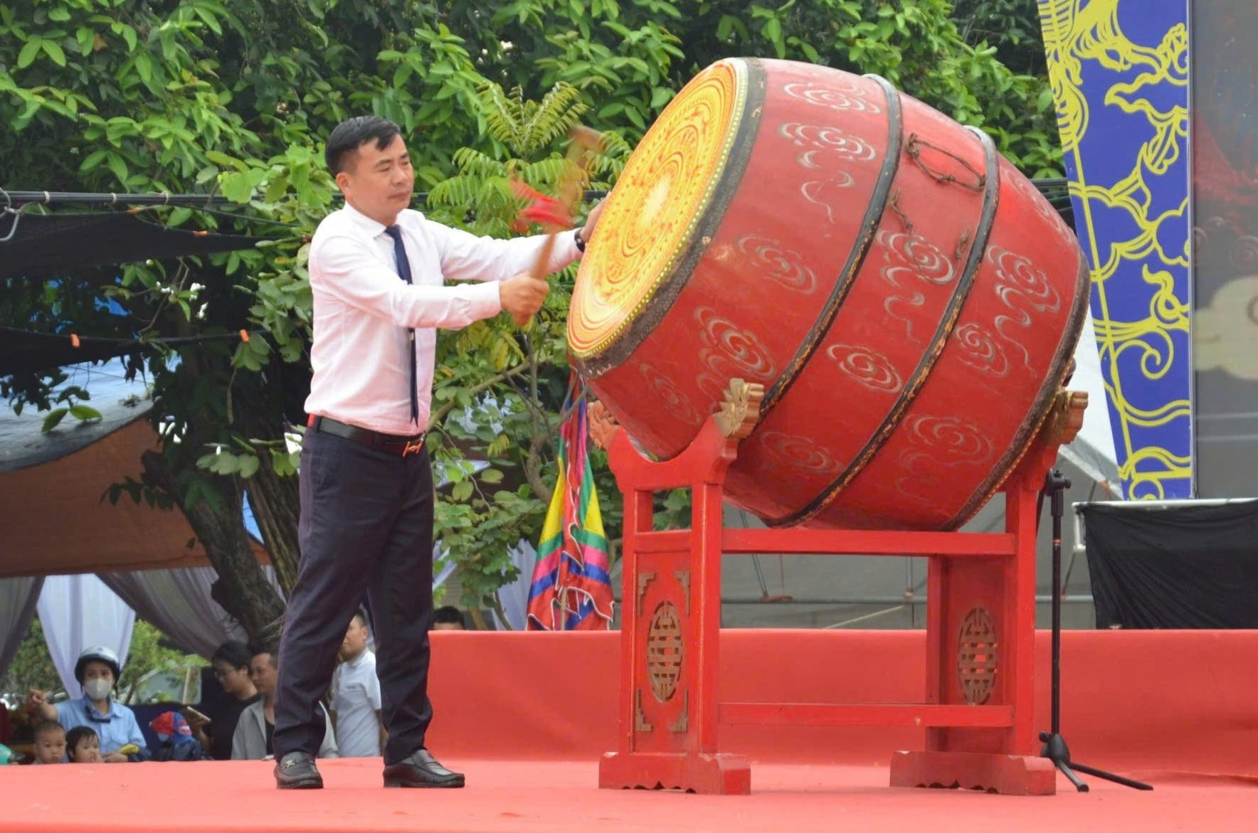 den-tranh-2(2).jpg
