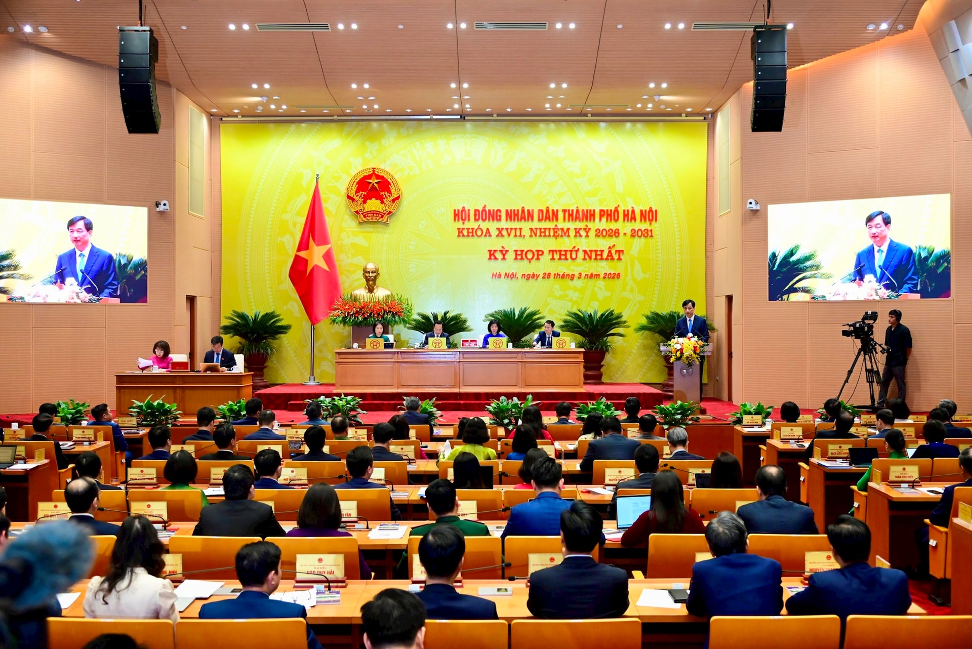 HĐND thành phố Hà Nội họp phiên đầu, thông qua nhiều nội dung quan trọng