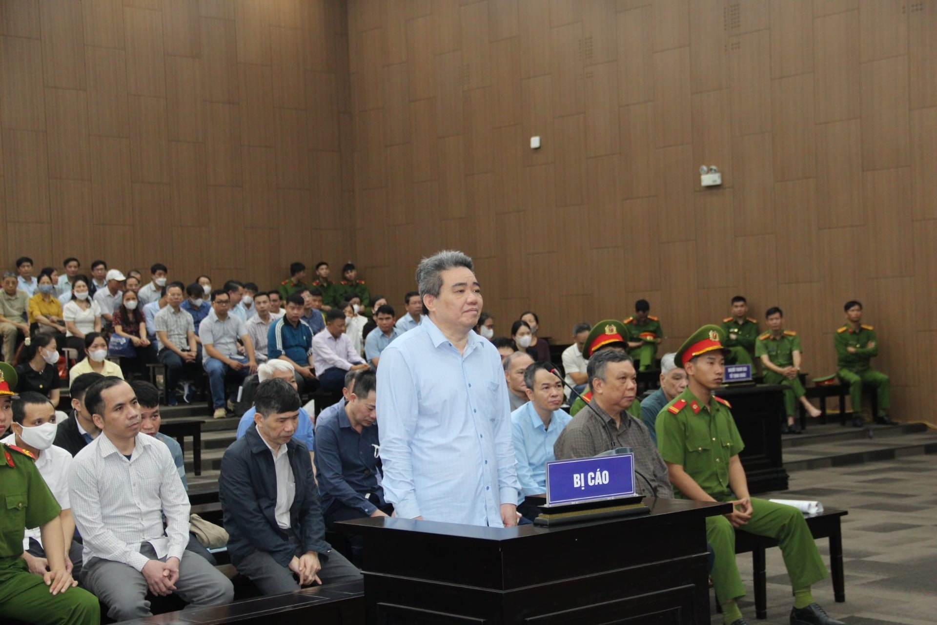 Giám đốc Công ty Hoàng Dân xin bán 175 cây vàng, bất động sản để khắc phục hậu quả vụ án