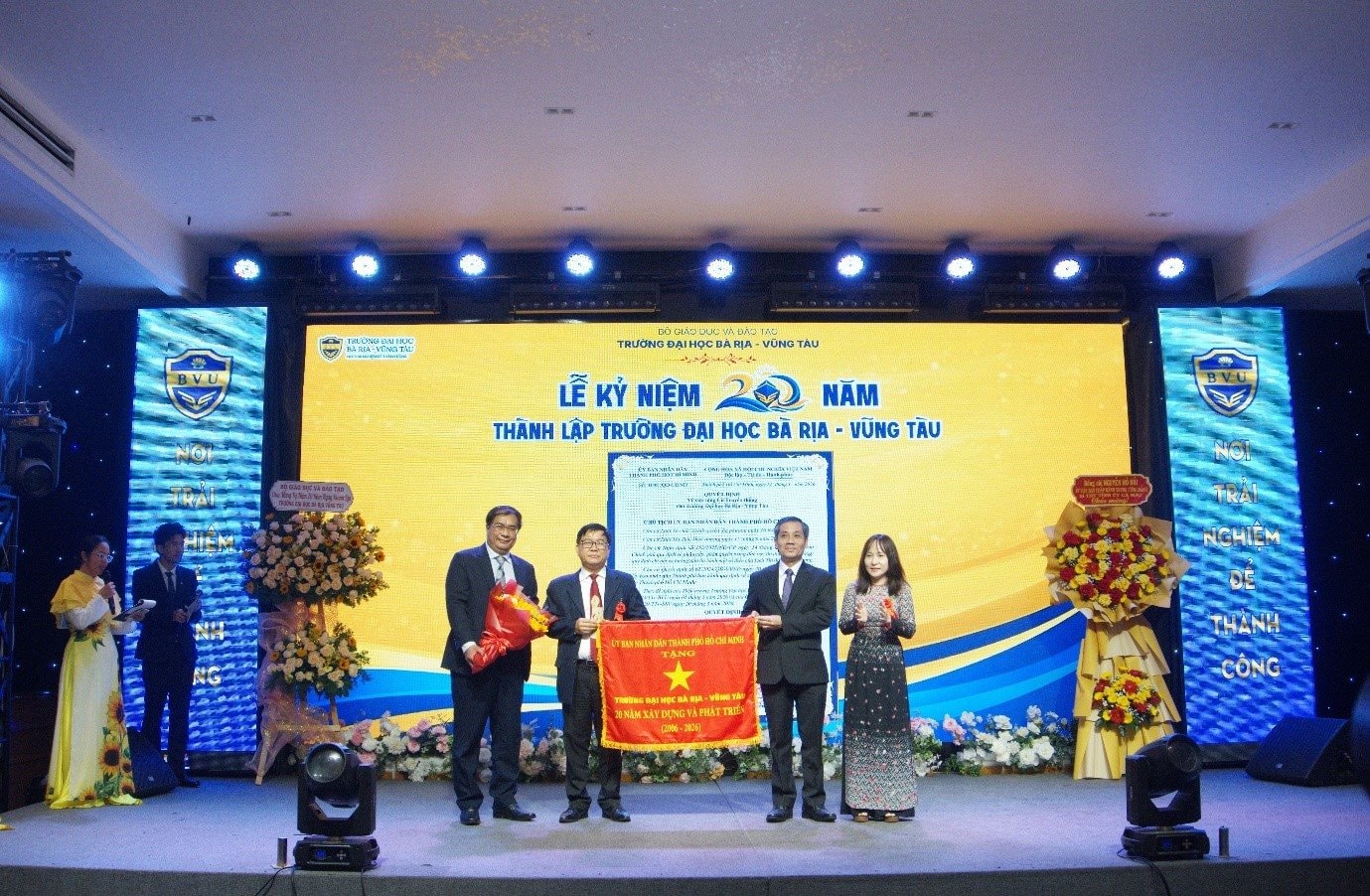 dai-hoc-bvu-2.jpg