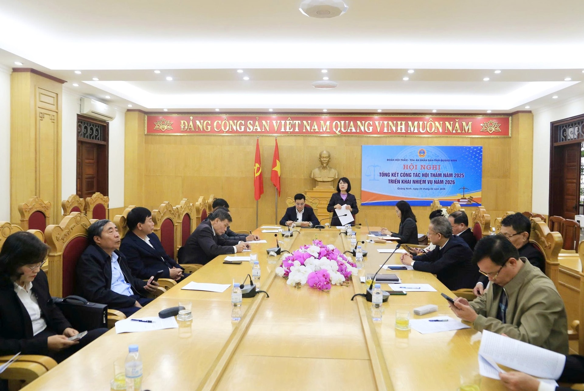 hoi-nghi-1(1).jpg