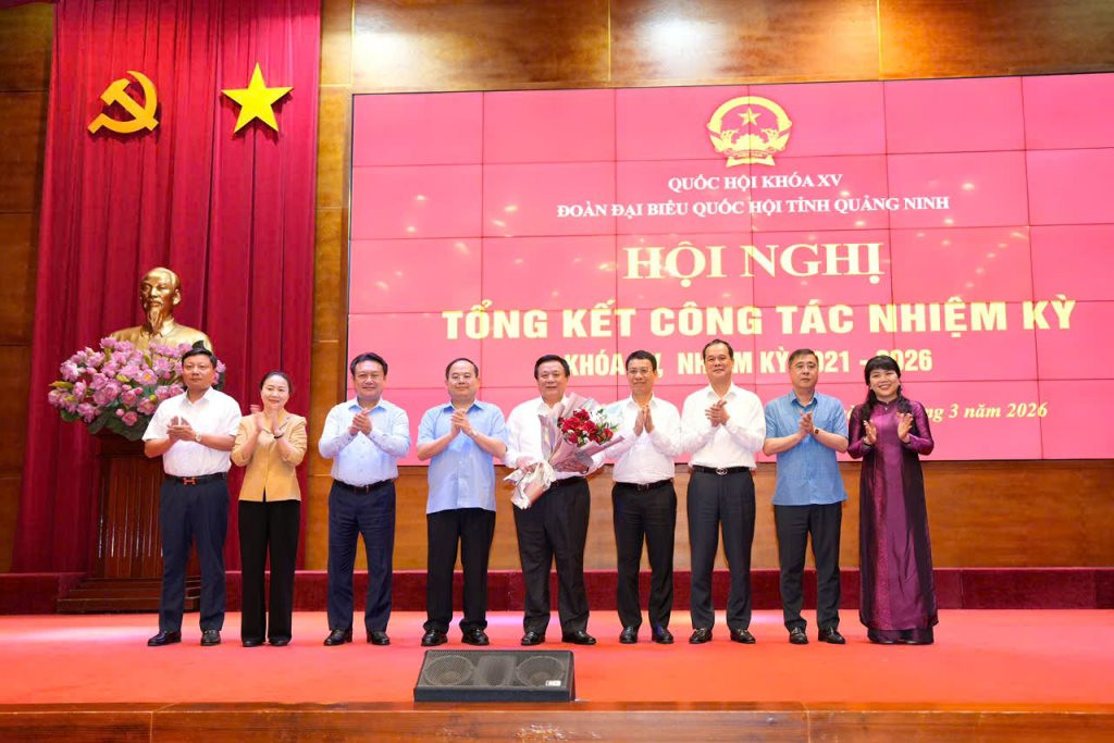 3-cac-dong-chi-lanh-dao.jpeg