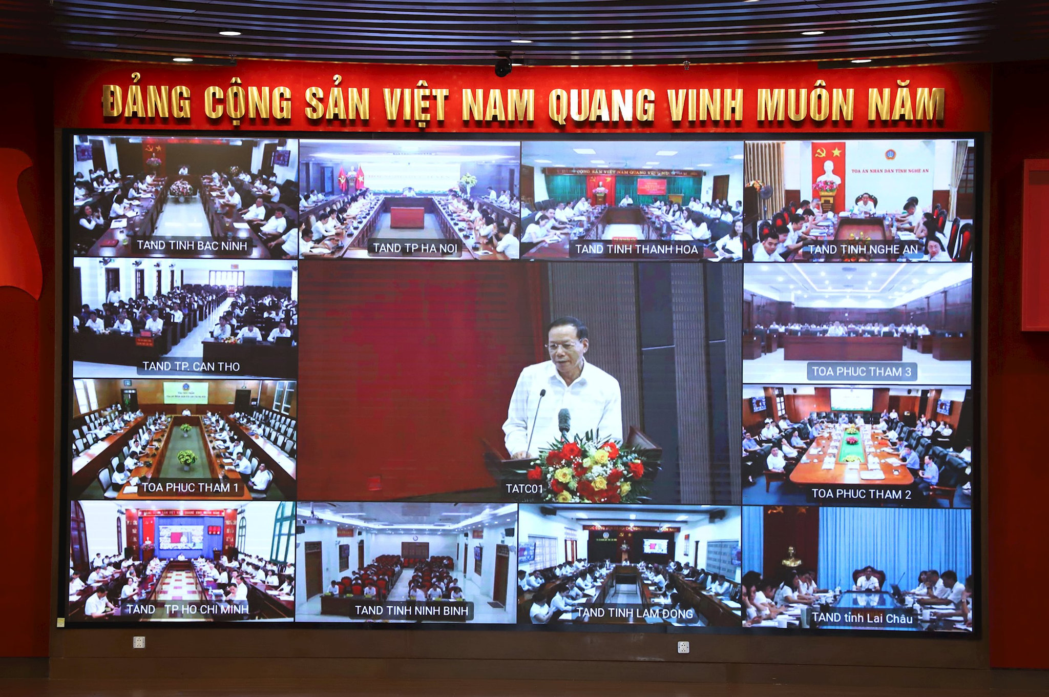 hoi-dong-tp-tandtc-12-.jpg