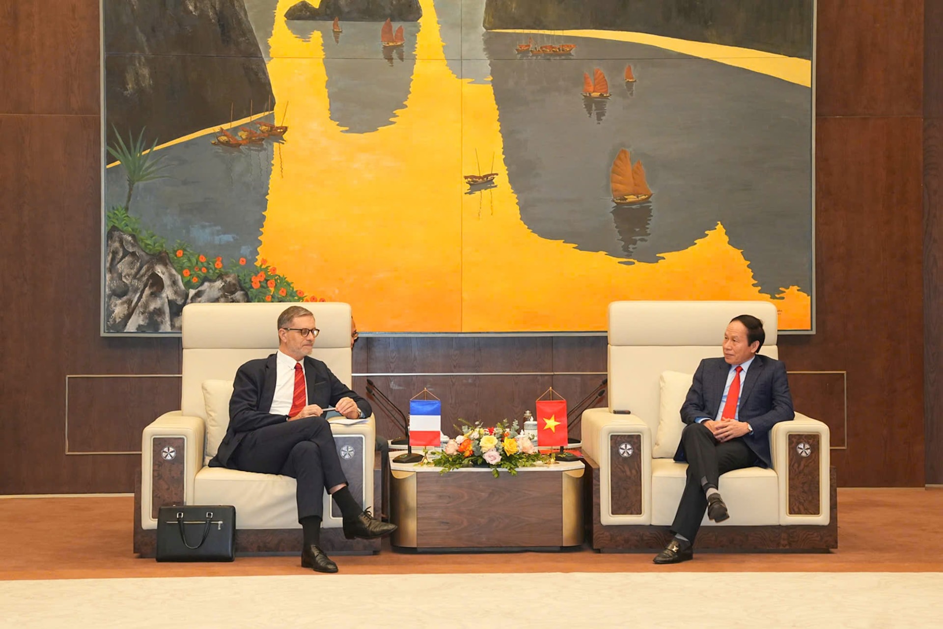 Tăng cường hợp tác giữa Hải Phòng và Cộng hòa Pháp