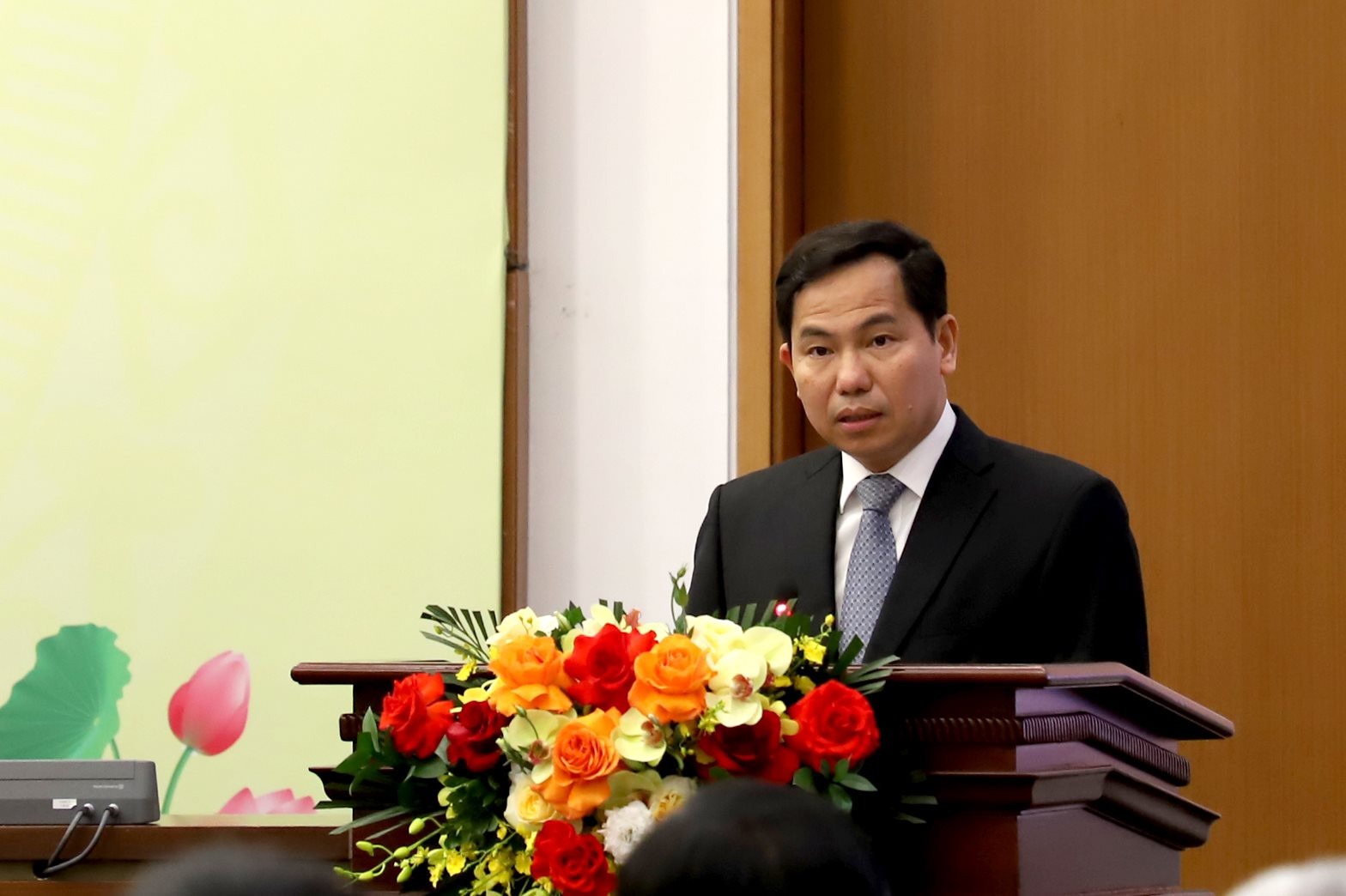 hop-bao-ky-hop-thu-nhat-qhxvi-4-.jpg