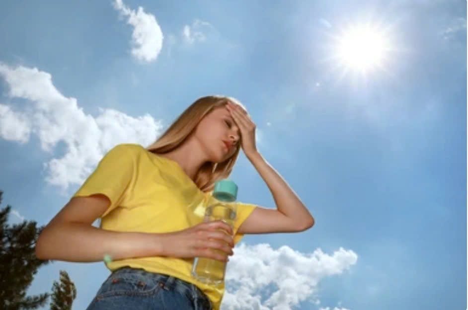 Thời tiết ngày 5/4: Nắng nóng gay gắt diện rộng, chỉ số UV chạm ngưỡng nguy hiểm